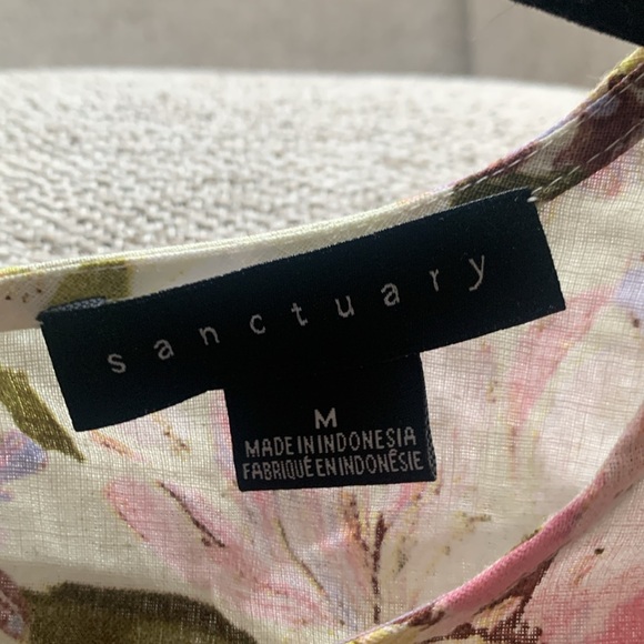 NWOT Sanctuary floral top with puffed sleeves - Picture 7 of 8